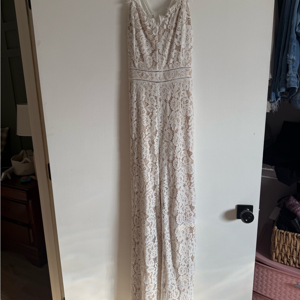 Elegant Lace Jumpsuit in Cream